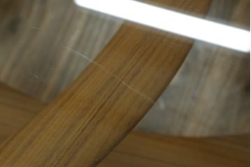 中古　ポラダ(porada)社　INFINITY(インフィニティ)　アクタス取り扱い　オブジェのような美しい佇まいに目を奪われるリビングテーブル(センターテーブル、カクテルテーブル、カフェテーブル、コーヒーテーブル、ラウンドテーブル、ガラステーブル)(定価約57万6千円)(R-067635)