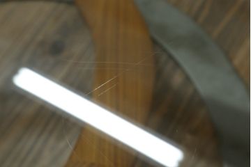 中古　ポラダ(porada)社　INFINITY(インフィニティ)　アクタス取り扱い　オブジェのような美しい佇まいに目を奪われるリビングテーブル(センターテーブル、カクテルテーブル、カフェテーブル、コーヒーテーブル、ラウンドテーブル、ガラステーブル)(定価約57万6千円)(R-067635)