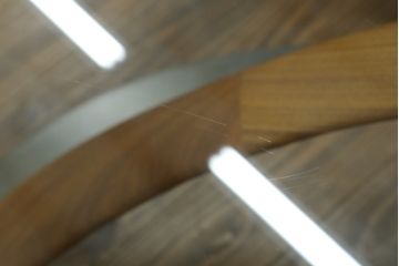 中古　ポラダ(porada)社　INFINITY(インフィニティ)　アクタス取り扱い　オブジェのような美しい佇まいに目を奪われるリビングテーブル(センターテーブル、カクテルテーブル、カフェテーブル、コーヒーテーブル、ラウンドテーブル、ガラステーブル)(定価約57万6千円)(R-067635)