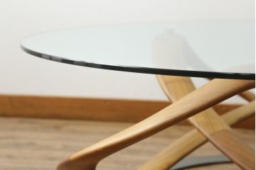 中古　ポラダ(porada)社　INFINITY(インフィニティ)　アクタス取り扱い　オブジェのような美しい佇まいに目を奪われるリビングテーブル(センターテーブル、カクテルテーブル、カフェテーブル、コーヒーテーブル、ラウンドテーブル、ガラステーブル)(定価約57万6千円)(R-067635)