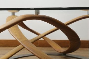 中古　ポラダ(porada)社　INFINITY(インフィニティ)　アクタス取り扱い　オブジェのような美しい佇まいに目を奪われるリビングテーブル(センターテーブル、カクテルテーブル、カフェテーブル、コーヒーテーブル、ラウンドテーブル、ガラステーブル)(定価約57万6千円)(R-067635)