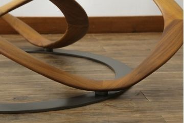 中古　ポラダ(porada)社　INFINITY(インフィニティ)　アクタス取り扱い　オブジェのような美しい佇まいに目を奪われるリビングテーブル(センターテーブル、カクテルテーブル、カフェテーブル、コーヒーテーブル、ラウンドテーブル、ガラステーブル)(定価約57万6千円)(R-067635)