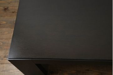 中古　超美品　Cassinaixc.(カッシーナイクスシー)　IXC. R&D(イクスシー.R&D)　シェルト(SCELTO)　シンプルなデザインが美しい重厚感あるローテーブル(センターテーブル、リビングテーブル、座卓)(定価約43万円)(R-067655)