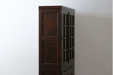 中古　美品　松本民芸家具　シックな空間づくりが叶うG-2型面取り食器棚(収納棚、戸棚、本箱、ブックケース、カップボード、キャビネット)(定価約62万円)(R-067657)