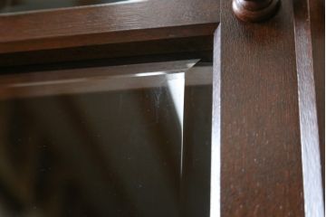 中古　美品　松本民芸家具　シックな空間づくりが叶うG-2型面取り食器棚(収納棚、戸棚、本箱、ブックケース、カップボード、キャビネット)(定価約62万円)(R-067657)