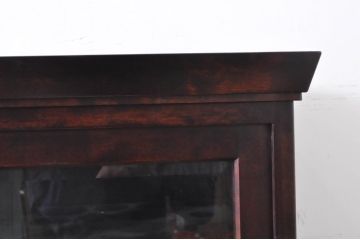 中古　九州民芸家具　落ち着きのある洗練された佇まいが魅力の食器棚(和風キャビネット、水屋箪笥、収納棚、飾り棚、戸棚)(R-067658)