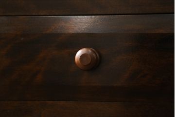 中古　美品　松本民芸家具　直線的なデザインがシックな印象を醸し出すD型和タンス(箪笥、チェスト、衣装タンス、着物箪笥)(定価約67万円)(R-067660)