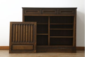 中古　葉山ガーデン(Hayama Classic)　上質な和の空間を演出する格子引き戸の水屋箪笥サイドボード(食器棚、茶箪笥、サイドキャビネット、収納棚、戸棚、店舗什器)(R-067680)