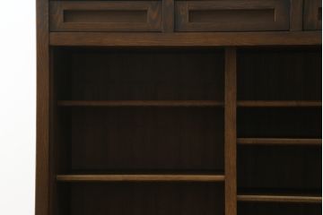 中古　葉山ガーデン(Hayama Classic)　上質な和の空間を演出する格子引き戸の水屋箪笥サイドボード(食器棚、茶箪笥、サイドキャビネット、収納棚、戸棚、店舗什器)(R-067680)
