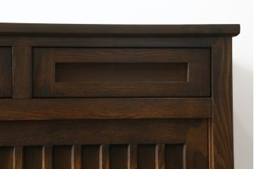 中古　葉山ガーデン(Hayama Classic)　上質な和の空間を演出する格子引き戸の水屋箪笥サイドボード(食器棚、茶箪笥、サイドキャビネット、収納棚、戸棚、店舗什器)(R-067680)