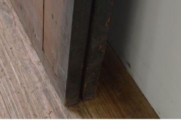 アンティーク建具　古き時代の味わいが魅力的な横桟板戸窓2枚セット(引き戸、格子戸、舞良戸)(R-067688)