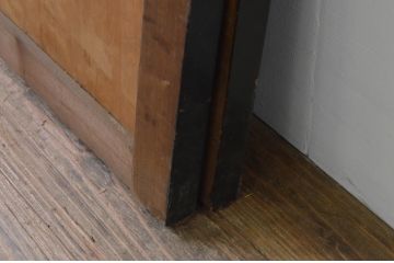 アンティーク建具　和モダンな雰囲気溢れる小さな板戸窓2枚セット(引き戸)(R-067709)