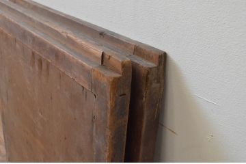 アンティーク建具　時代の流れを感じる木味が魅力の横桟板戸窓2枚セット(引き戸、格子戸、舞良戸)(R-067711)