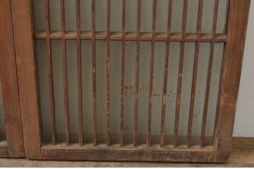 アンティーク建具　どこか懐かしい雰囲気を感じるガラス入りの格子窓2枚セット(ガラス戸、格子戸、引き戸)(R-067714)