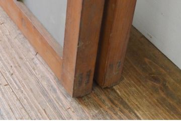 アンティーク建具　昭和レトロな雰囲気漂うガラス窓2枚セット(ガラス戸、引き戸)(R-067716)