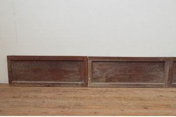 アンティーク建具　和の風情が感じられる小さな横長板戸窓4枚セット(引き戸)(R-067719)