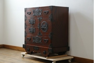 中古　美品　欅産業　漆塗り　仙台箪笥　KC-18　力強い杢目が目を引く中型車箪笥　定価約55万円　(R-067737)