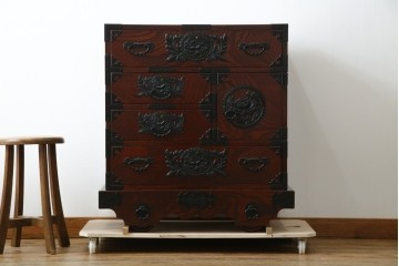 中古　美品　欅産業　漆塗り　仙台箪笥　KC-18　力強い杢目が目を引く中型車箪笥　定価約55万円　(R-067737)