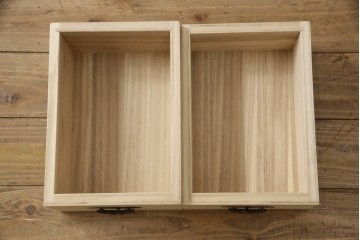 中古　美品　欅産業　漆塗り　仙台箪笥　KC-18　力強い杢目が目を引く中型車箪笥　定価約55万円　(R-067737)