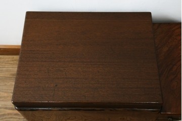 和製アンティーク　総欅(ケヤキ)材　和の趣漂う杢目の素晴らしい長火鉢　(R-067741)