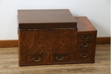 和製アンティーク　総欅(ケヤキ)材　和の趣漂う杢目の素晴らしい長火鉢　(R-067741)