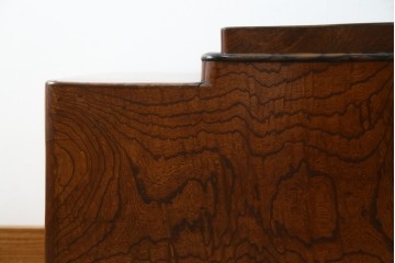 和製アンティーク　総欅(ケヤキ)材　和の趣漂う杢目の素晴らしい長火鉢　(R-067741)