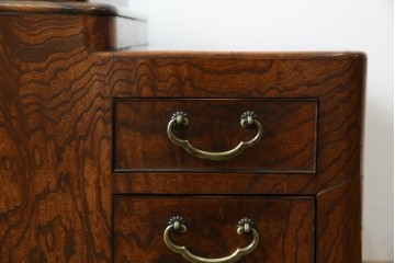 和製アンティーク　総欅(ケヤキ)材　和の趣漂う杢目の素晴らしい長火鉢　(R-067741)