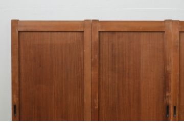 アンティーク建具　経年を感じさせる木味が魅力の小さな板戸窓4枚セット(引き戸)(R-067758)