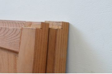 アンティーク建具　総欅(ケヤキ)材　経年を感じさせる木味が魅力の板戸窓2枚セット(引き戸)(R-067761)