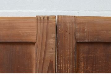 アンティーク建具　杉材　落ち着いた和の空間を演出する板戸窓2枚セット(引き戸)(R-067762)