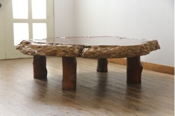 和製ビンテージ　花梨(カリン)材　大振り!!　極厚天板9cm!!　堂々とした威厳あふれる佇まいが魅力的な1枚板座卓(センターテーブル、ローテーブル、ヴィンテージ、一枚板)(R-067767)