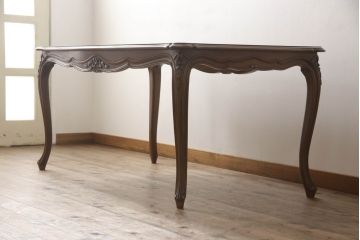 中古　美品　カリモク家具(karimoku)　domani(ドマーニ)　Louis(ルイ)XVシリーズ　優雅な佇まいが魅力的なダイニングテーブル(食卓、6人掛け、8人掛け)(定価約55万円)(R-067769)