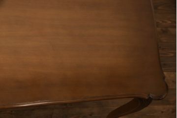 中古　美品　カリモク家具(karimoku)　domani(ドマーニ)　Louis(ルイ)XVシリーズ　優雅な佇まいが魅力的なダイニングテーブル(食卓、6人掛け、8人掛け)(定価約55万円)(R-067769)