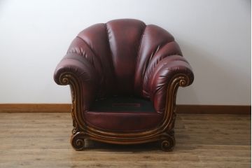 中古　イタリア高級家具　本革　貝殻のようなシェルバックのデザインがお洒落な1人掛けレザーソファ(ラウンジチェア、アームソファ、一人掛けソファ、パーソナルチェア)(R-067771)