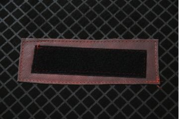 中古　イタリア高級家具　本革　貝殻のようなシェルバックのデザインがお洒落な1人掛けレザーソファ(ラウンジチェア、アームソファ、一人掛けソファ、パーソナルチェア)(R-067771)