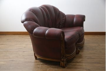 中古　美品　イタリア高級家具　本革　貝殻のようなシェルバックのデザインがお洒落な2人掛けレザーソファ(ラブソファ、二人掛け、アームソファ)(R-067772)