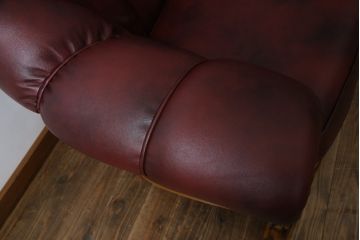 中古　美品　イタリア高級家具　本革　貝殻のようなシェルバックのデザインがお洒落な2人掛けレザーソファ(ラブソファ、二人掛け、アームソファ)(R-067772)