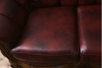 中古　美品　イタリア高級家具　本革　貝殻のようなシェルバックのデザインがお洒落な2人掛けレザーソファ(ラブソファ、二人掛け、アームソファ)(R-067772)