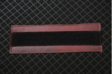 中古　美品　イタリア高級家具　本革　貝殻のようなシェルバックのデザインがお洒落な2人掛けレザーソファ(ラブソファ、二人掛け、アームソファ)(R-067772)