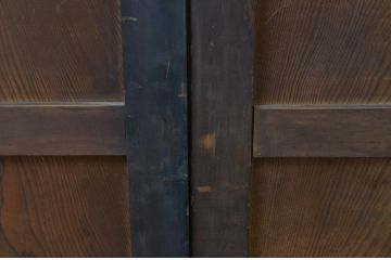 アンティーク建具　杉材　和モダンな空間作りにおすすめな板戸窓2枚セット(引き戸)(R-067779)
