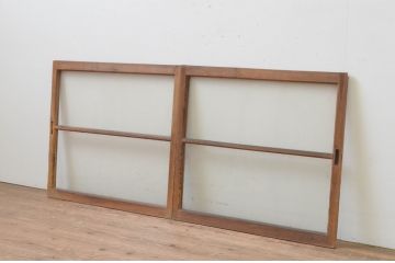 アンティーク建具　杉材　インテリアに合わせやすいシンプルなガラス窓2枚セット(引き戸、ガラス戸)(R-067789)