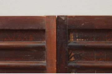 アンティーク建具　杉材　和モダンな空間作りにおすすめな横桟の板戸窓2枚セット(引き戸)(R-067790)