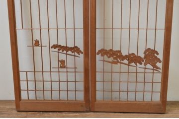アンティーク建具　山と海どちらの風情も味わえる書院戸2枚セット(窓、書院戸、引き戸)(R-067795)