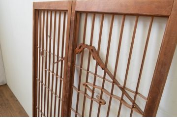 アンティーク建具　山と海どちらの風情も味わえる書院戸2枚セット(窓、書院戸、引き戸)(R-067795)