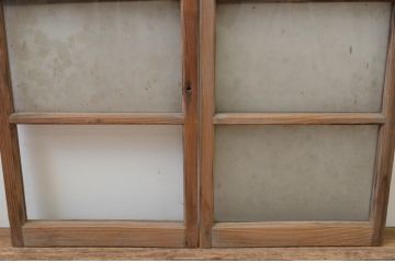 アンティーク建具　経年を感じさせる木味が魅力のガラス窓2枚セット(引き戸、ガラス戸)(R-067798)