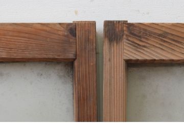 アンティーク建具　経年を感じさせる木味が魅力のガラス窓2枚セット(引き戸、ガラス戸)(R-067798)