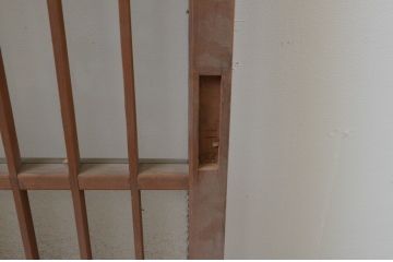 アンティーク建具　レトロな空間を演出する格子入りガラス窓2枚セット(引き戸、ガラス戸、格子戸)(R-067799)