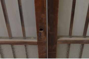 アンティーク建具　レトロな空間を演出する格子入りガラス窓2枚セット(引き戸、ガラス戸、格子戸)(R-067799)