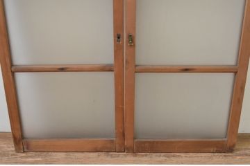 アンティーク建具　インテリアに合わせやすいシンプルなガラス窓2枚セット(引き戸、ガラス戸)(R-067802)