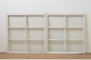アンティーク建具　ペイント仕上げ限定　レトロな風合いが味わい深いガラス窓2枚セット(ガラス戸、引き戸)(R-067810)